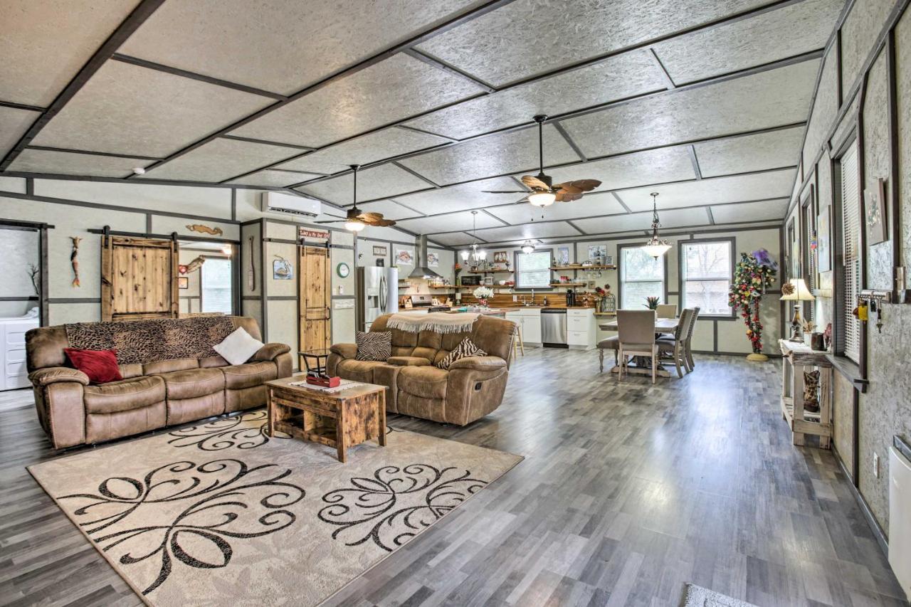 Waterfront Bay St Louis Beach House With Deck! Bay St. Louis Exteriör bild
